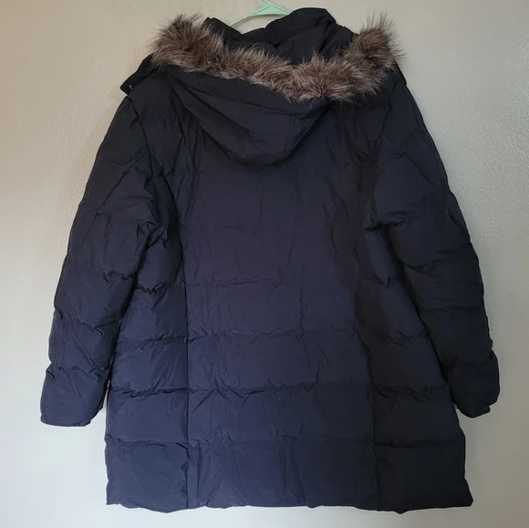 Women's Wantdo Navy Puffer Jacket - Picture 2 of 4